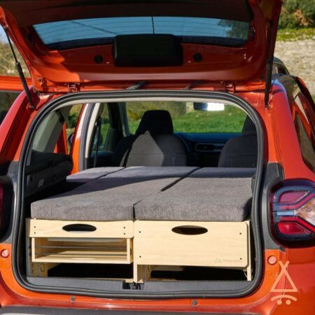 Kit aménagement voiture "Dacia Duster" avec matelas vue du coffre