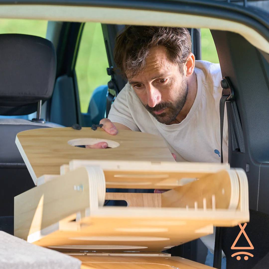 Kit aménagement voiture "Dacia Lodgy" replié