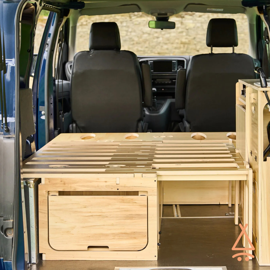 Ensemble kit aménagement van "en L" V2 en mode lit sans le matelas