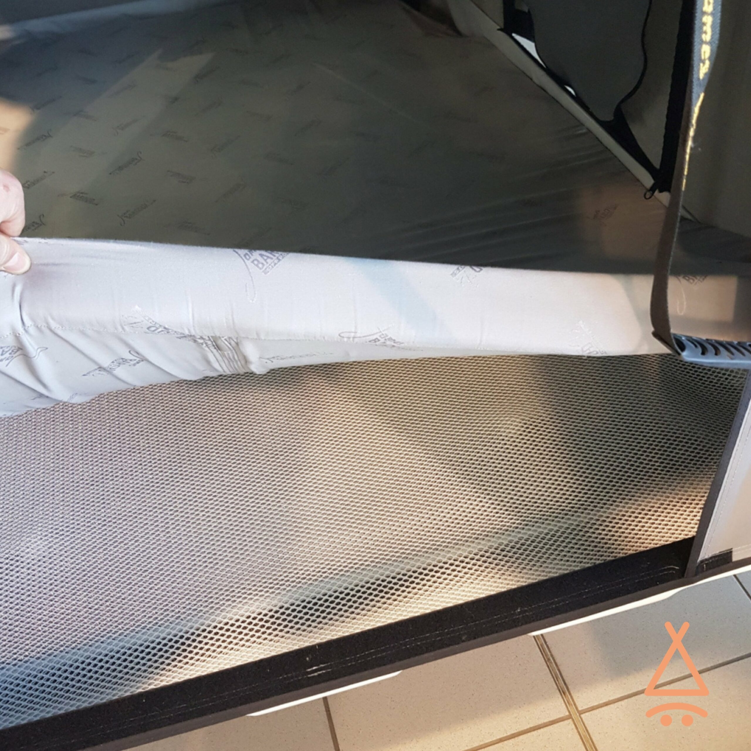 Sous matelas anti condensation James Baroud