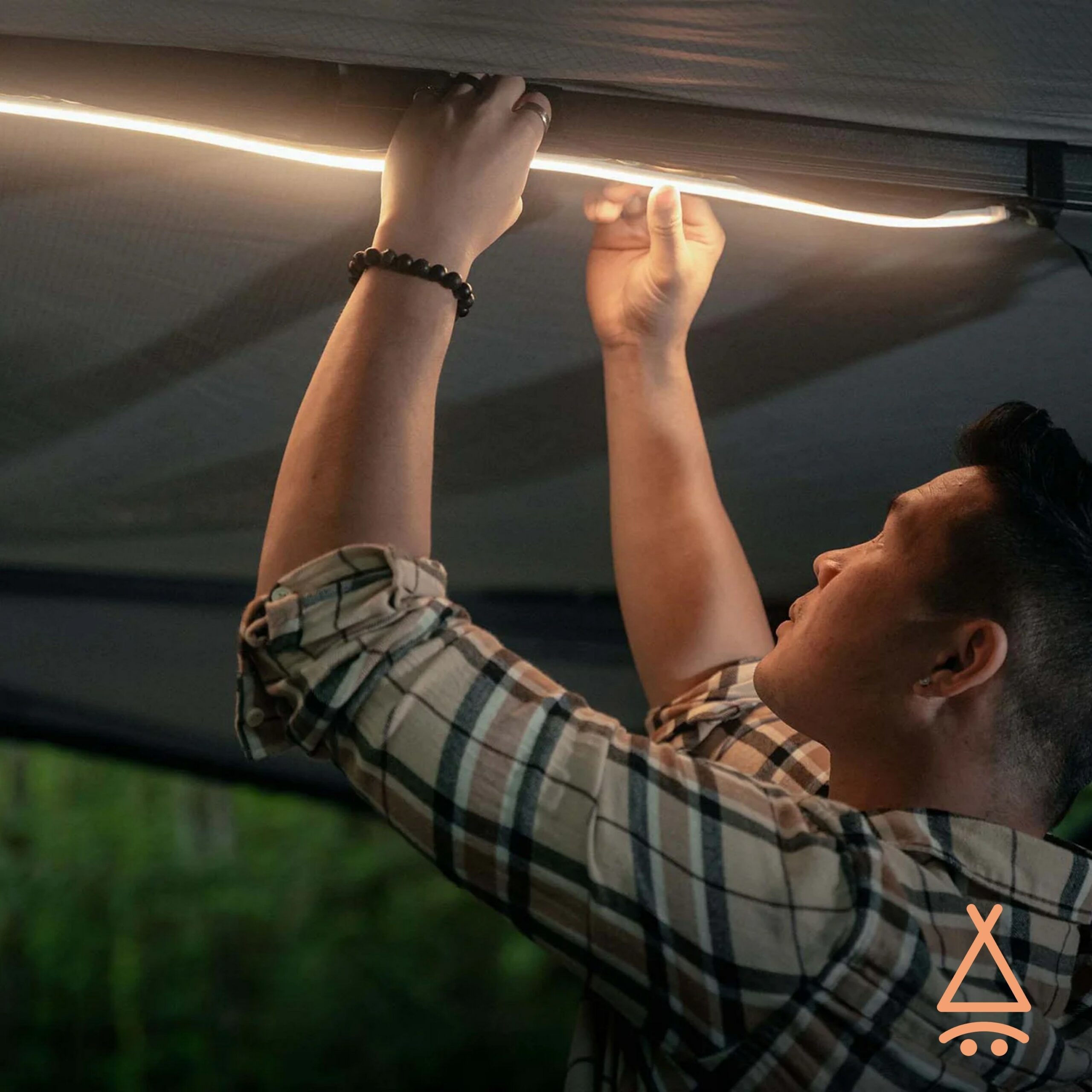 Auvent Autoportant 180°